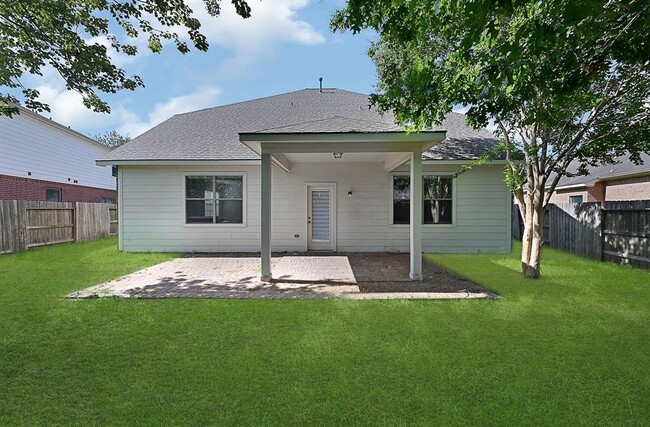 Building Photo - 8803 Peach Oak Crossing