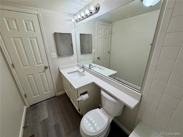 Building Photo - 6731 S Ivy Way