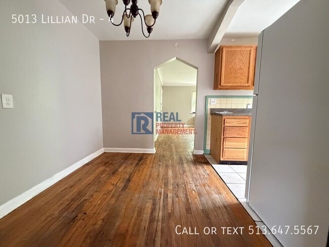 Building Photo - 5013 Lillian Dr