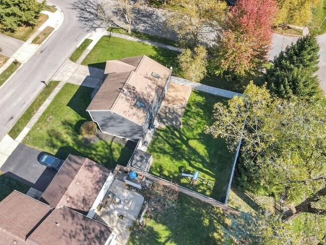 Building Photo - 5399 Thornburg Ct