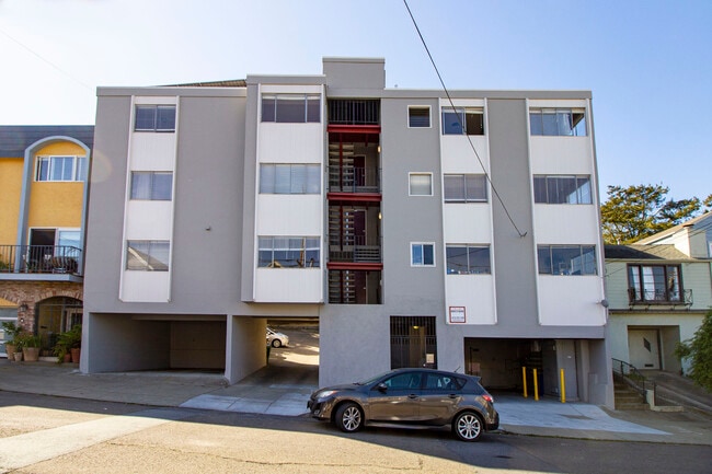 Interior Photo - 1855 10th Avenue