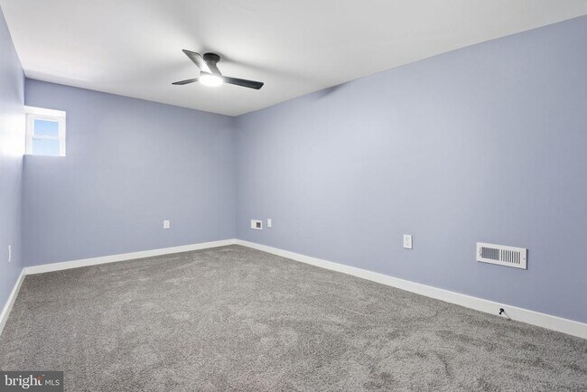 Building Photo - 2816 Rockrose Ave