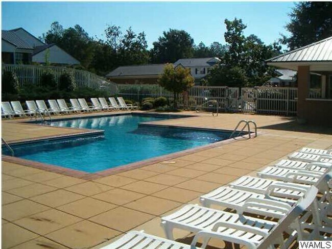 Building Photo - 2 bedroom 2 bath condo Harbrooke Downs
