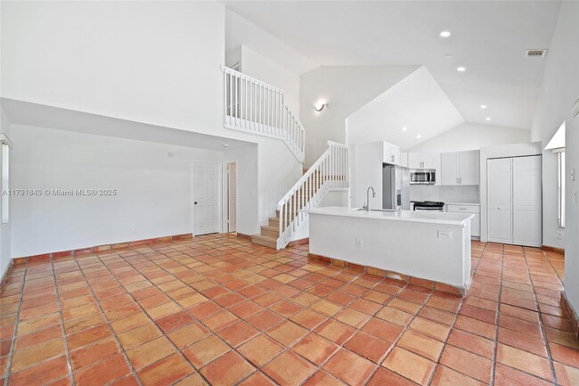 Building Photo - 14531 Hampton Pl