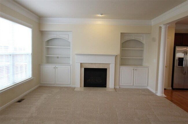 Building Photo - 10752 Camarilla Ct