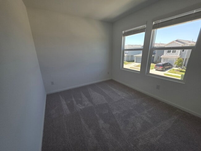 Building Photo - Charming New Build with Modern Layout – 3 ...