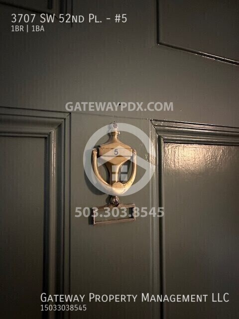 Building Photo - 3707 SW 52nd Pl