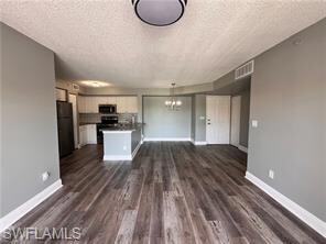Building Photo - 1240 Wildwood Lakes Blvd