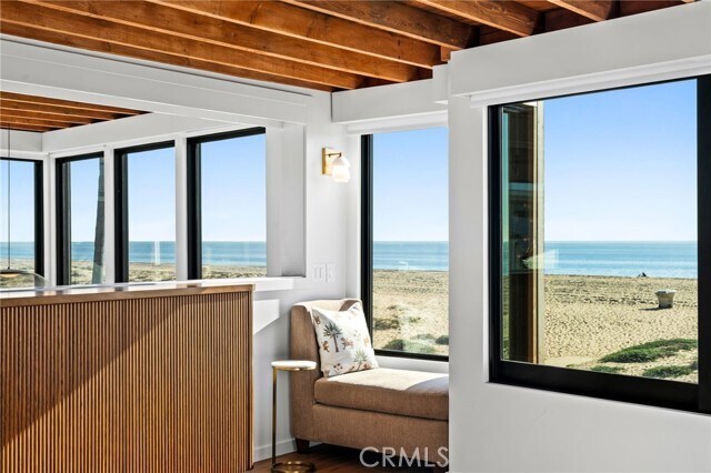 Building Photo - 1412 E Oceanfront