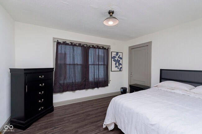 Building Photo - 2248 Nowland Ave