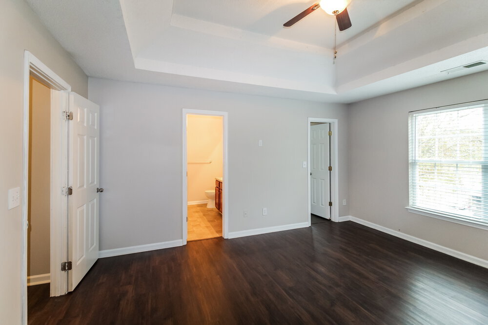 Building Photo - 4352 Arabian Way SW