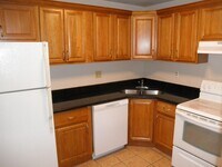 Building Photo - 4950 Cherry Rd