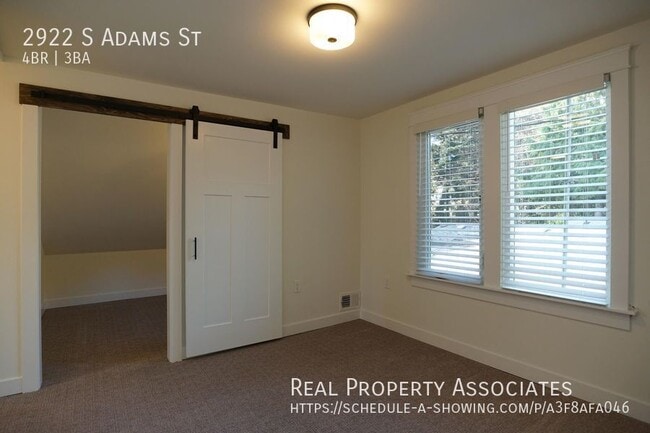 Building Photo - 2922 S Adams St