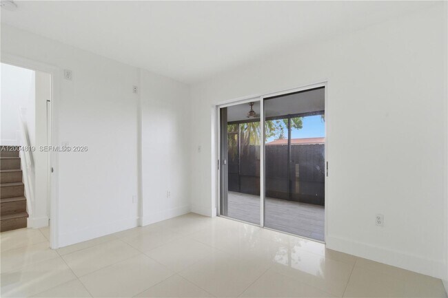 Building Photo - 3725 SW 153rd Ct