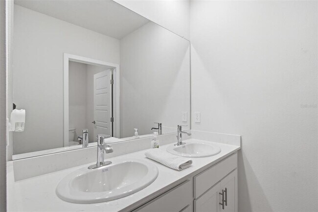 Building Photo - 18114 Wheathouse Pl