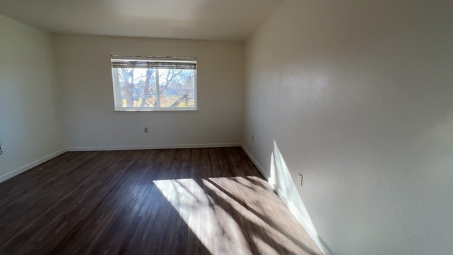 Building Photo - 962 Red Cloud Ct