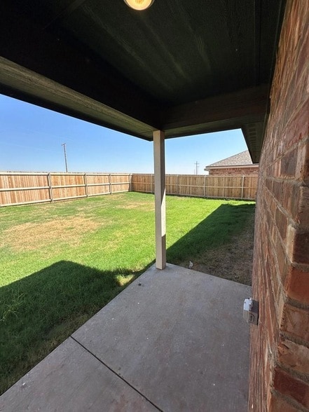 Building Photo - 1320 Bajada St