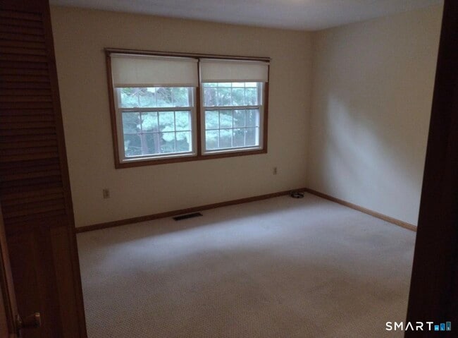 Building Photo - 171 Kinney St