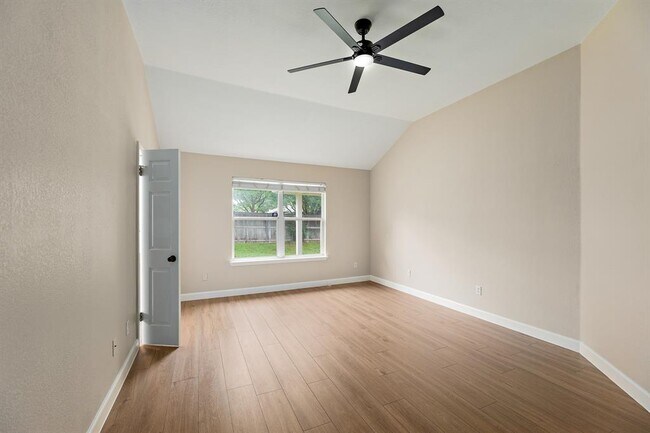 Building Photo - 1816 White Indigo Trail