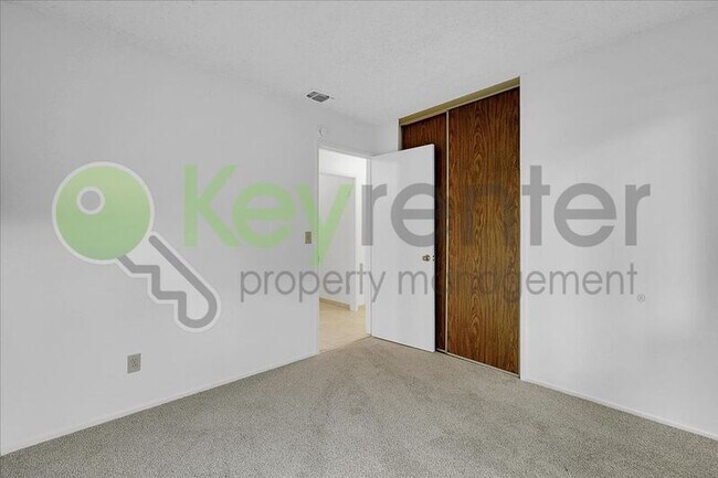 Building Photo - 3237 Irvindale Way