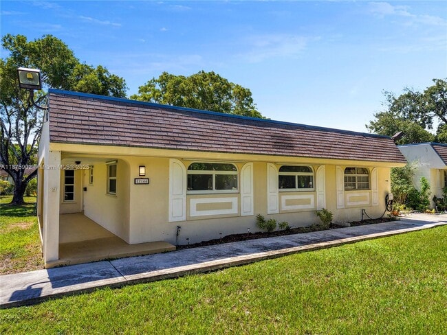 Primary Photo - 17144 SW 112th Ct