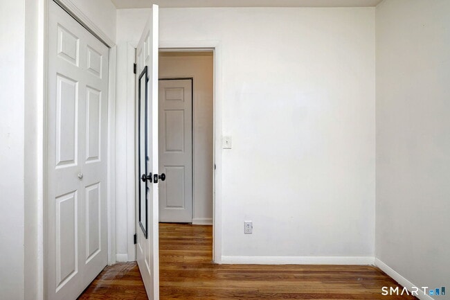 Building Photo - 42 Highland Ave