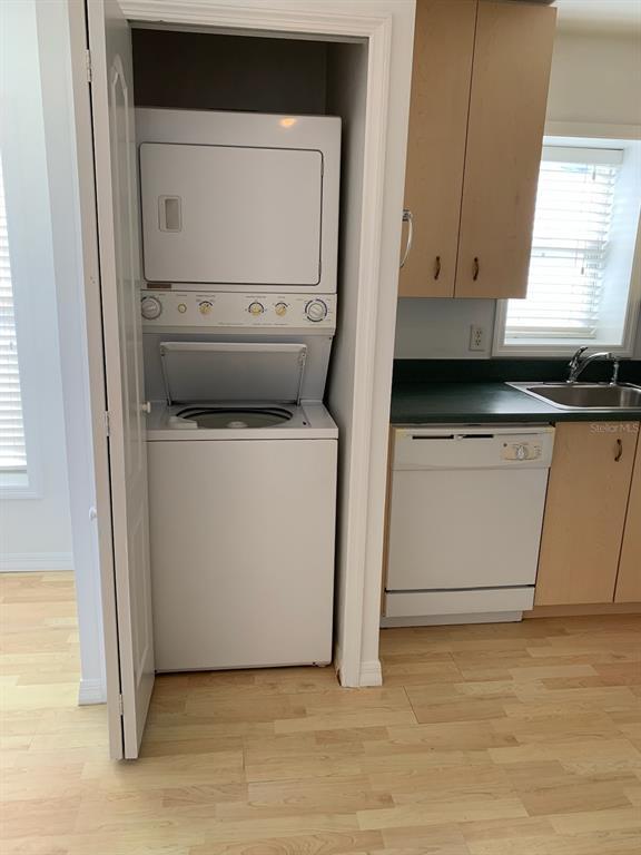 Building Photo - 1908 S Ocean Shore Blvd