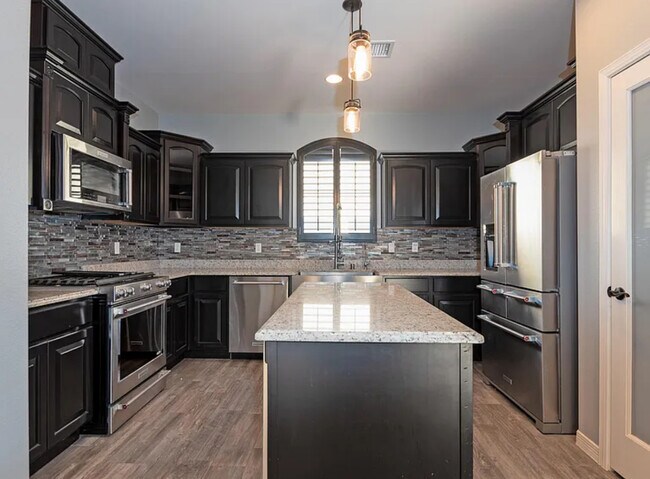 Building Photo - 14536 Alton Oaks
