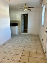 Building Photo - 3648 W Cheryl Dr