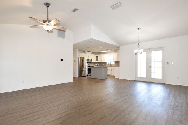 Building Photo - 9892 SW 95th Pl