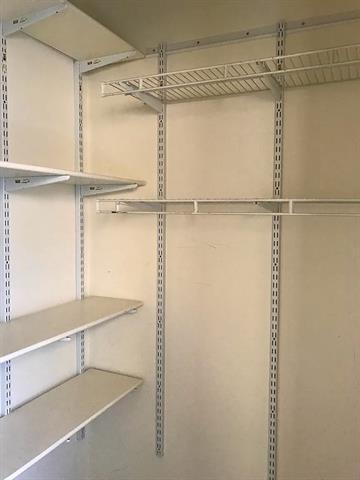 Building Photo - 5347 Lewis St