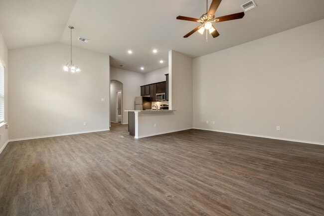 Building Photo - 9211 Canyon Bnd