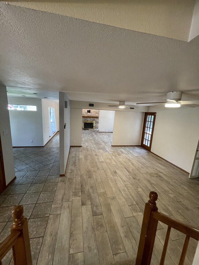 Building Photo - 1214 Timber Bay