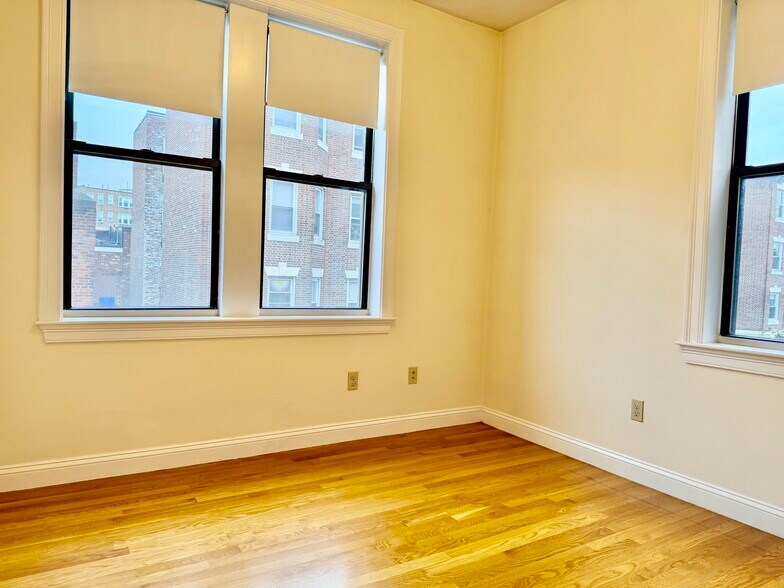 Building Photo - 1340 Commonwealth Ave