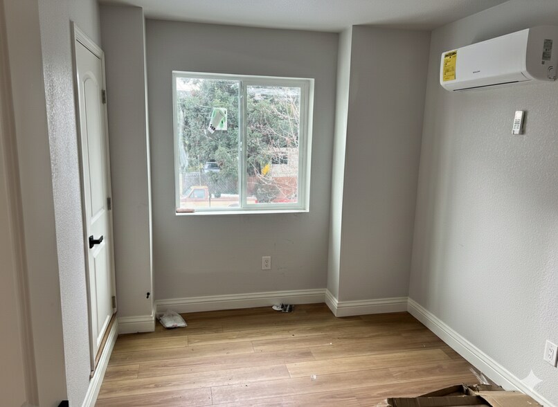 Building Photo - 949 Channing Way