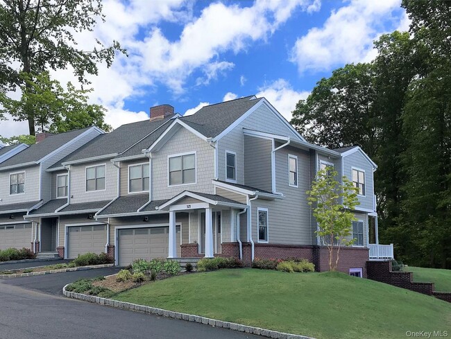 Building Photo - 314 Boulder Ridge Rd