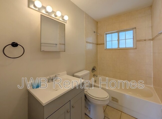 Building Photo - 3066 Purdom Dr