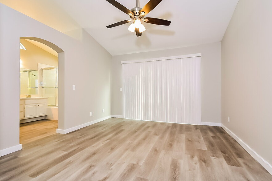 Building Photo - 4804 Crimson Glory Ln