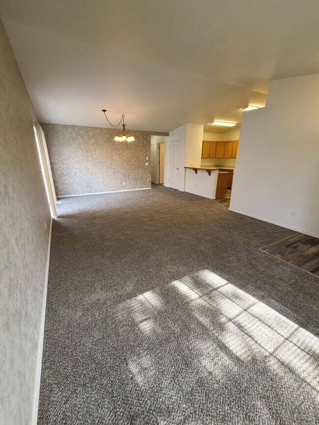 Building Photo - 4188 N Player Dr