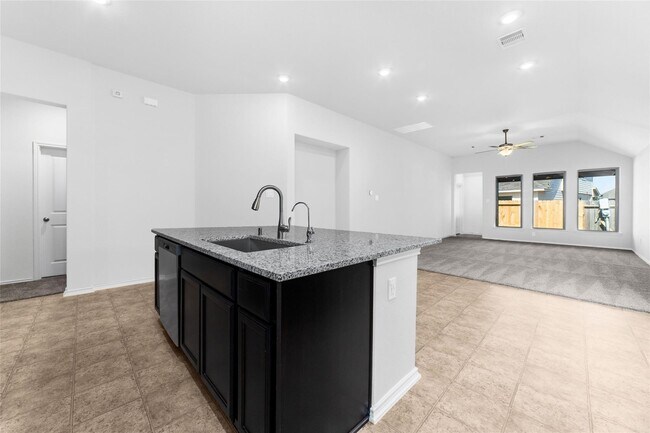 Building Photo - 8807 Oak Ivy Ln