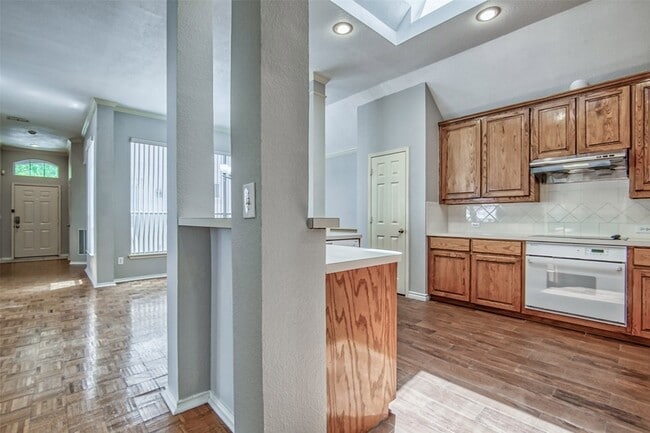 Building Photo - 3009 Ridge Hollow Dr