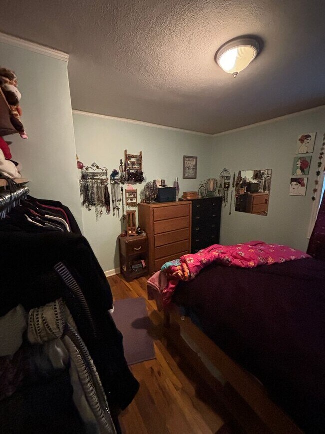 Building Photo - Charming N. Portland Apartment located in the Piedmont Neighborhood!