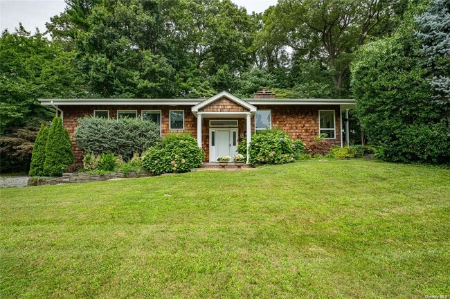 Building Photo - 15 Mariners Ct