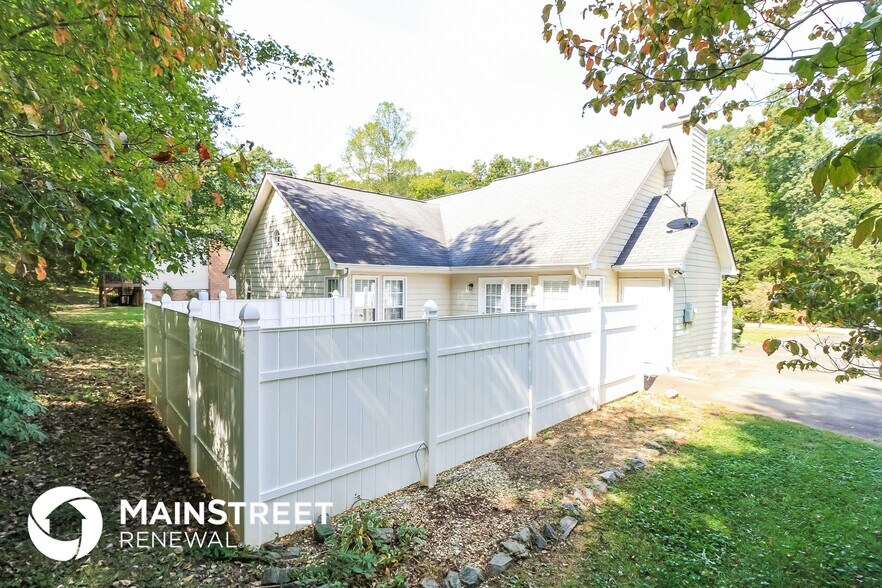 Building Photo - 6828 Ashmont Forest Ct