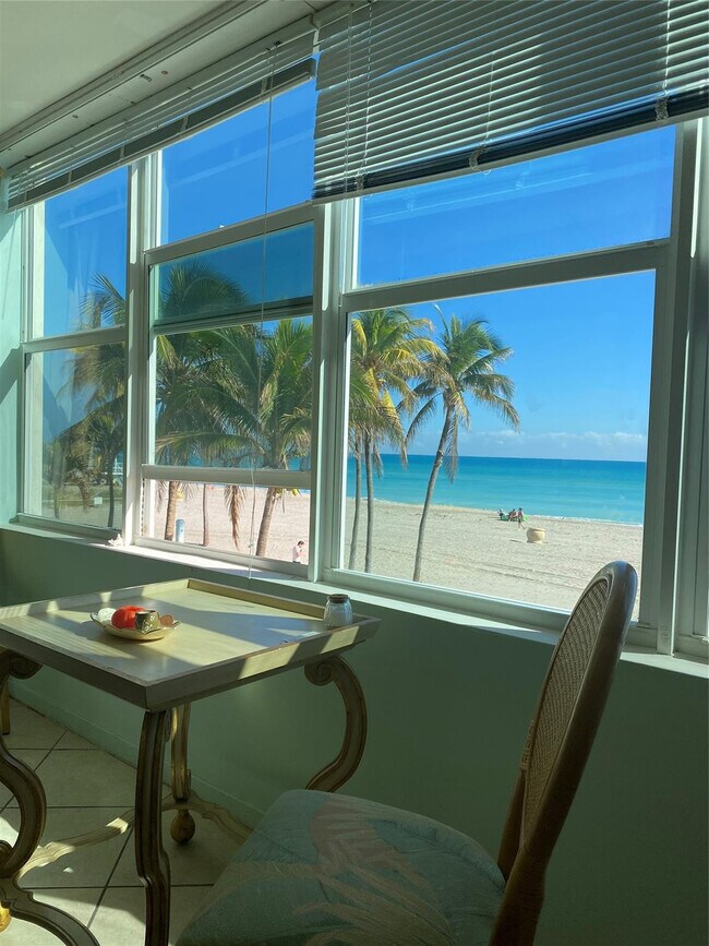 Building Photo - 1801 S Surf Rd