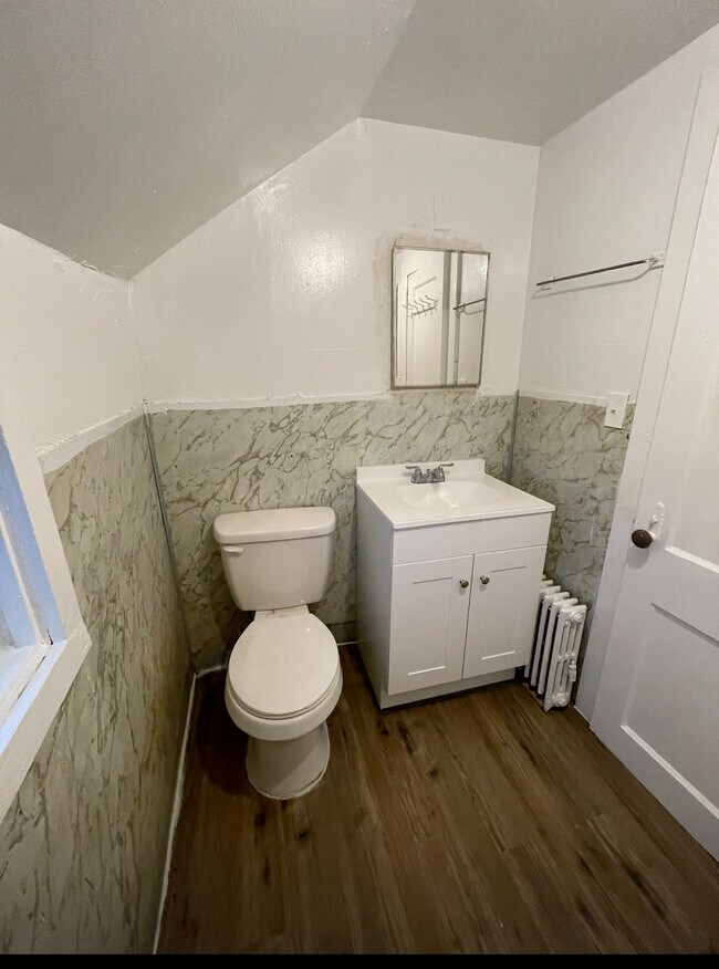 Building Photo - 2704 NY-199