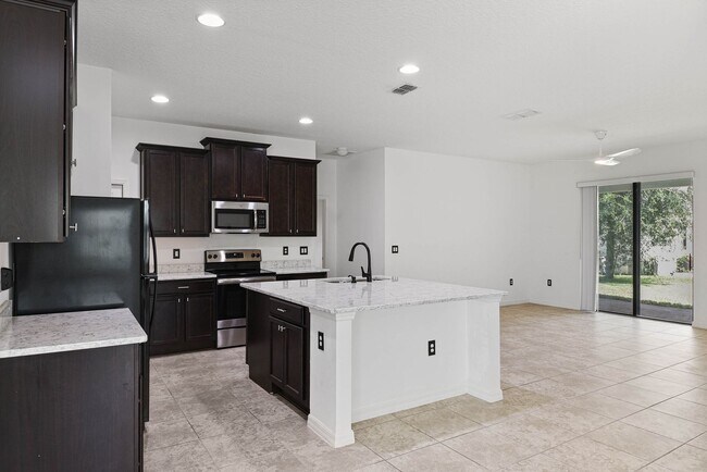 Building Photo - Stonewood Estates 4 bedroom home available...