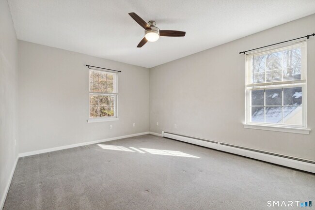 Building Photo - 65 Fitch Meadow Ln