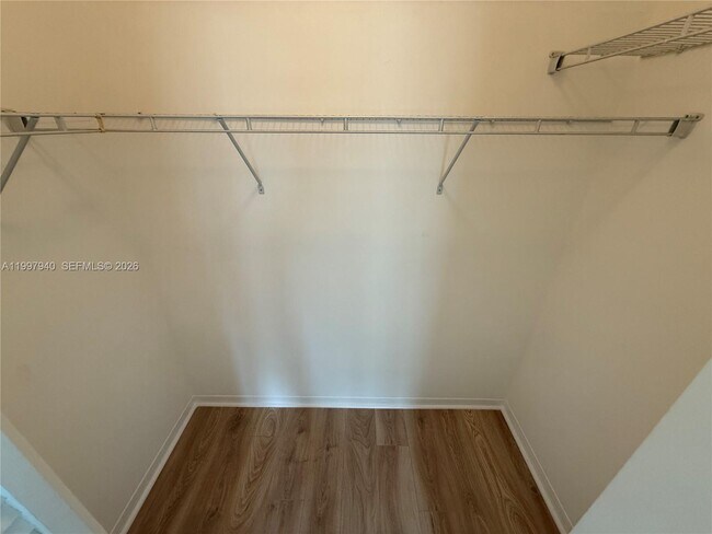 Building Photo - 951 Brickell Ave