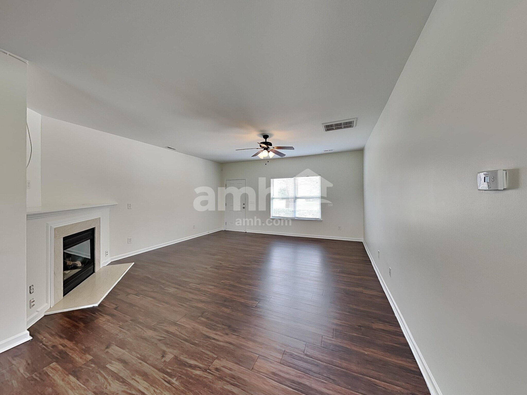 Building Photo - 104 Thorsen Dr